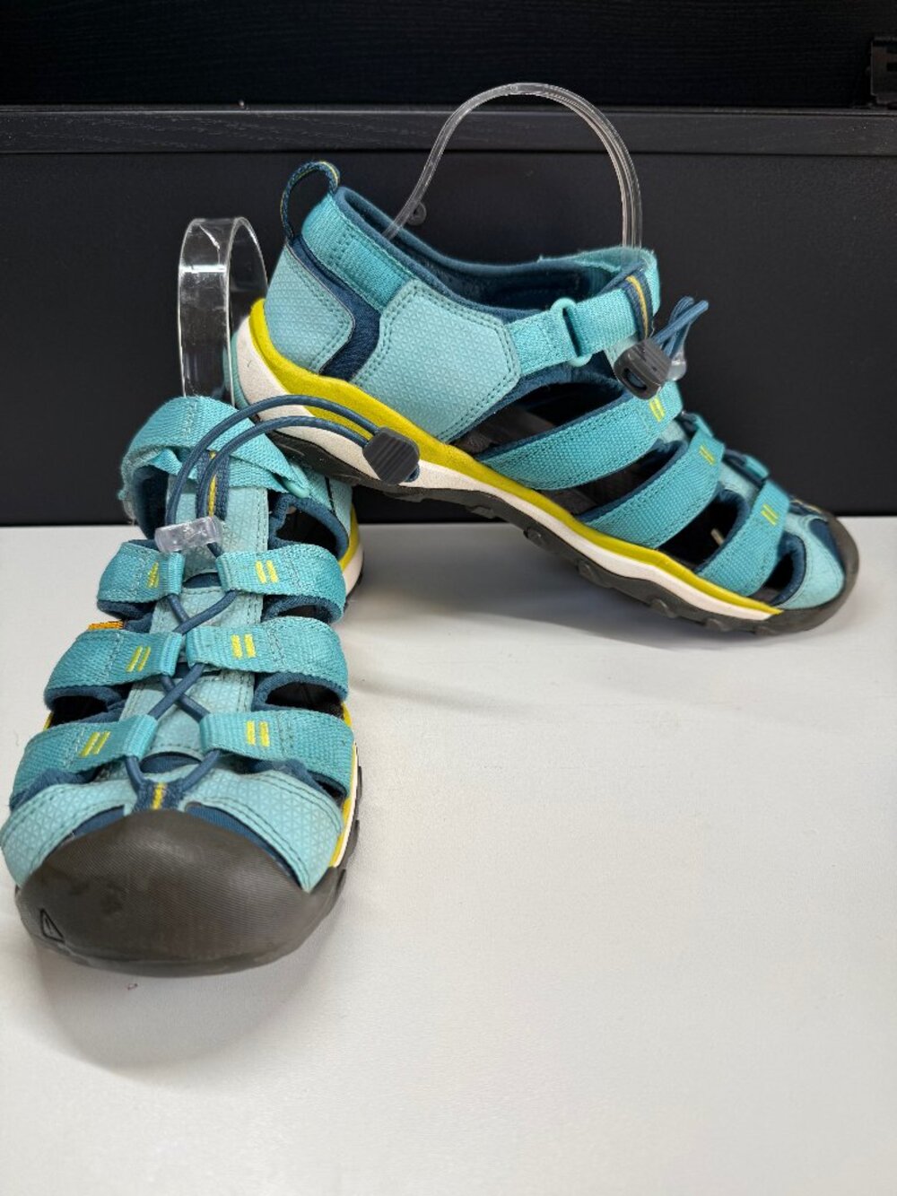Keen Womens Closed Toe Sport Hiking Washable Sandals Size 6